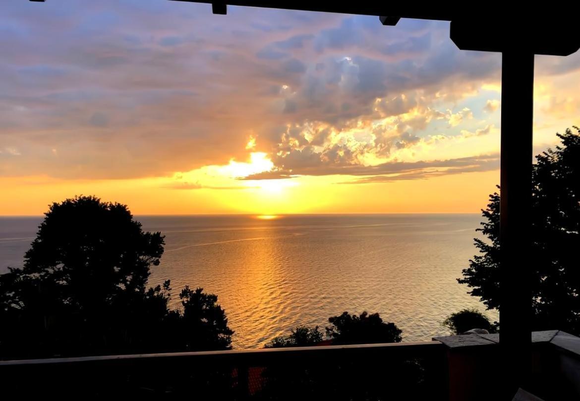 Apartment Just Renovated Seaside 80 Meters From The Sea *